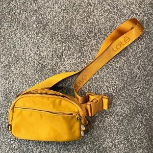 Lole crossbody NWOT